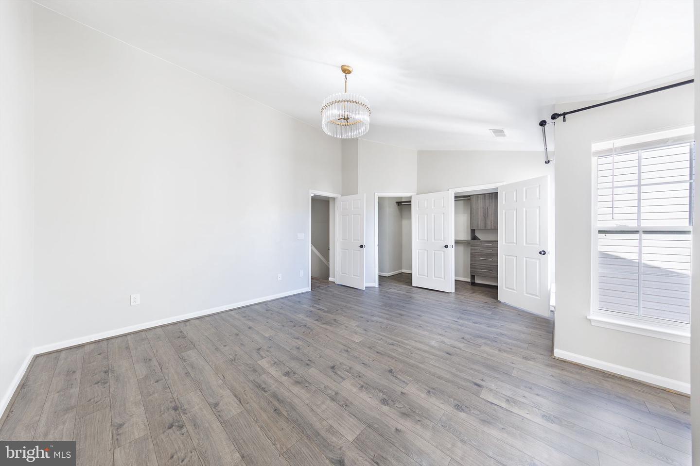 26134 LANDS END DR, CHANTILLY, Virginia 20152, 3 Bedrooms Bedrooms, ,2 BathroomsBathrooms,Residential,For sale,26134 LANDS END DR,VALO2109348 MLS # VALO2109348