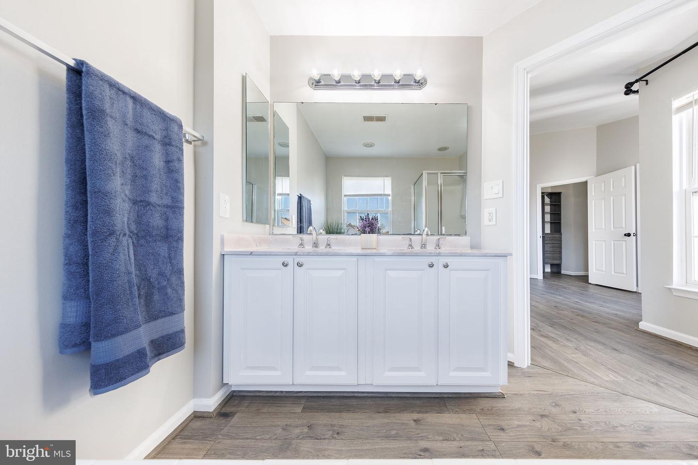 26134 LANDS END DR, CHANTILLY, Virginia 20152, 3 Bedrooms Bedrooms, ,2 BathroomsBathrooms,Residential,For sale,26134 LANDS END DR,VALO2109348 MLS # VALO2109348