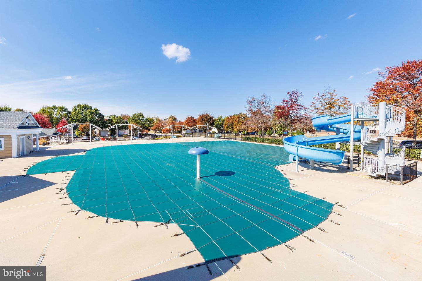 26134 LANDS END DR, CHANTILLY, Virginia 20152, 3 Bedrooms Bedrooms, ,2 BathroomsBathrooms,Residential,For sale,26134 LANDS END DR,VALO2109348 MLS # VALO2109348