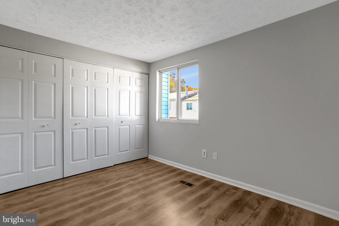 8542 BLUE ROCK LN, LORTON, Virginia 22079, 2 Bedrooms Bedrooms, ,2 BathroomsBathrooms,Residential,For sale,8542 BLUE ROCK LN,VAFX2275454 MLS # VAFX2275454