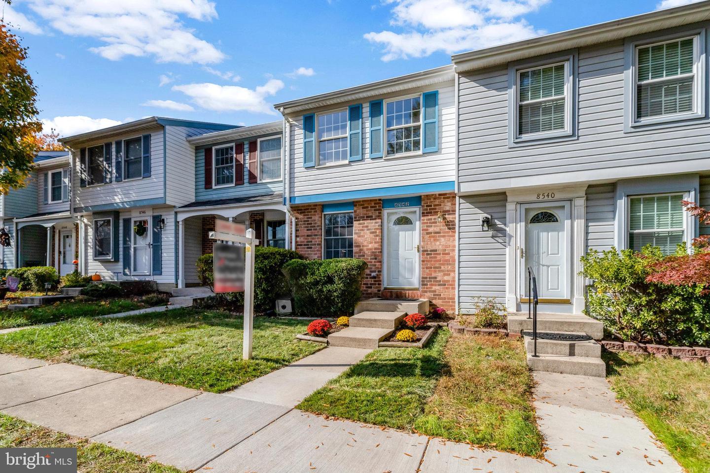 8542 BLUE ROCK LN, LORTON, Virginia 22079, 2 Bedrooms Bedrooms, ,2 BathroomsBathrooms,Residential,For sale,8542 BLUE ROCK LN,VAFX2275454 MLS # VAFX2275454