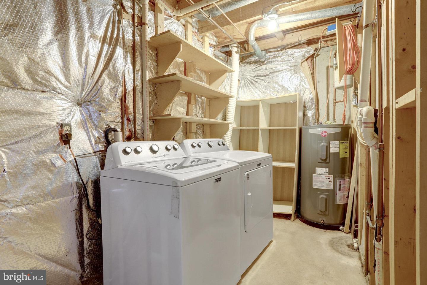 8542 BLUE ROCK LN, LORTON, Virginia 22079, 2 Bedrooms Bedrooms, ,2 BathroomsBathrooms,Residential,For sale,8542 BLUE ROCK LN,VAFX2275454 MLS # VAFX2275454