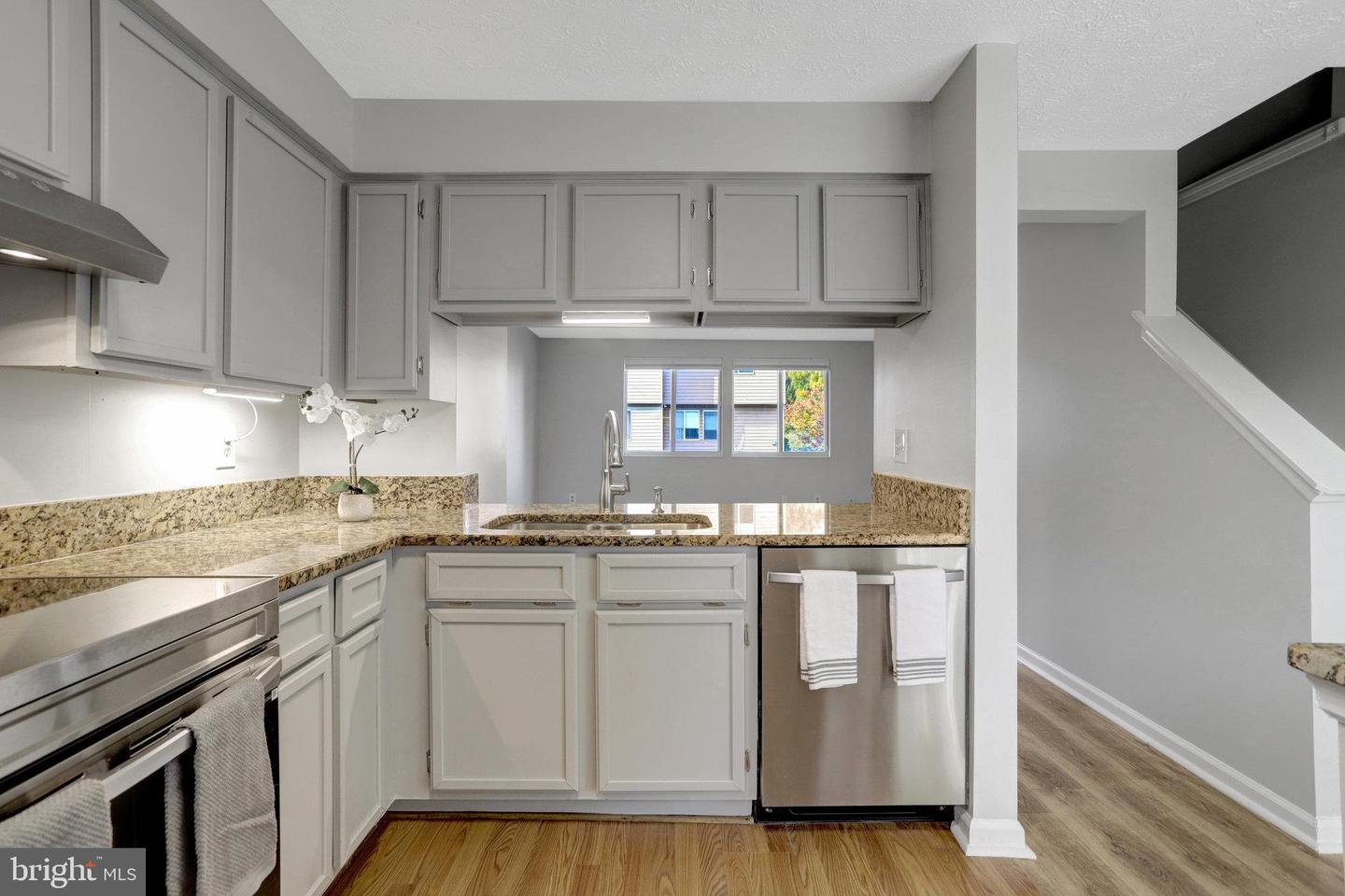 8542 BLUE ROCK LN, LORTON, Virginia 22079, 2 Bedrooms Bedrooms, ,2 BathroomsBathrooms,Residential,For sale,8542 BLUE ROCK LN,VAFX2275454 MLS # VAFX2275454