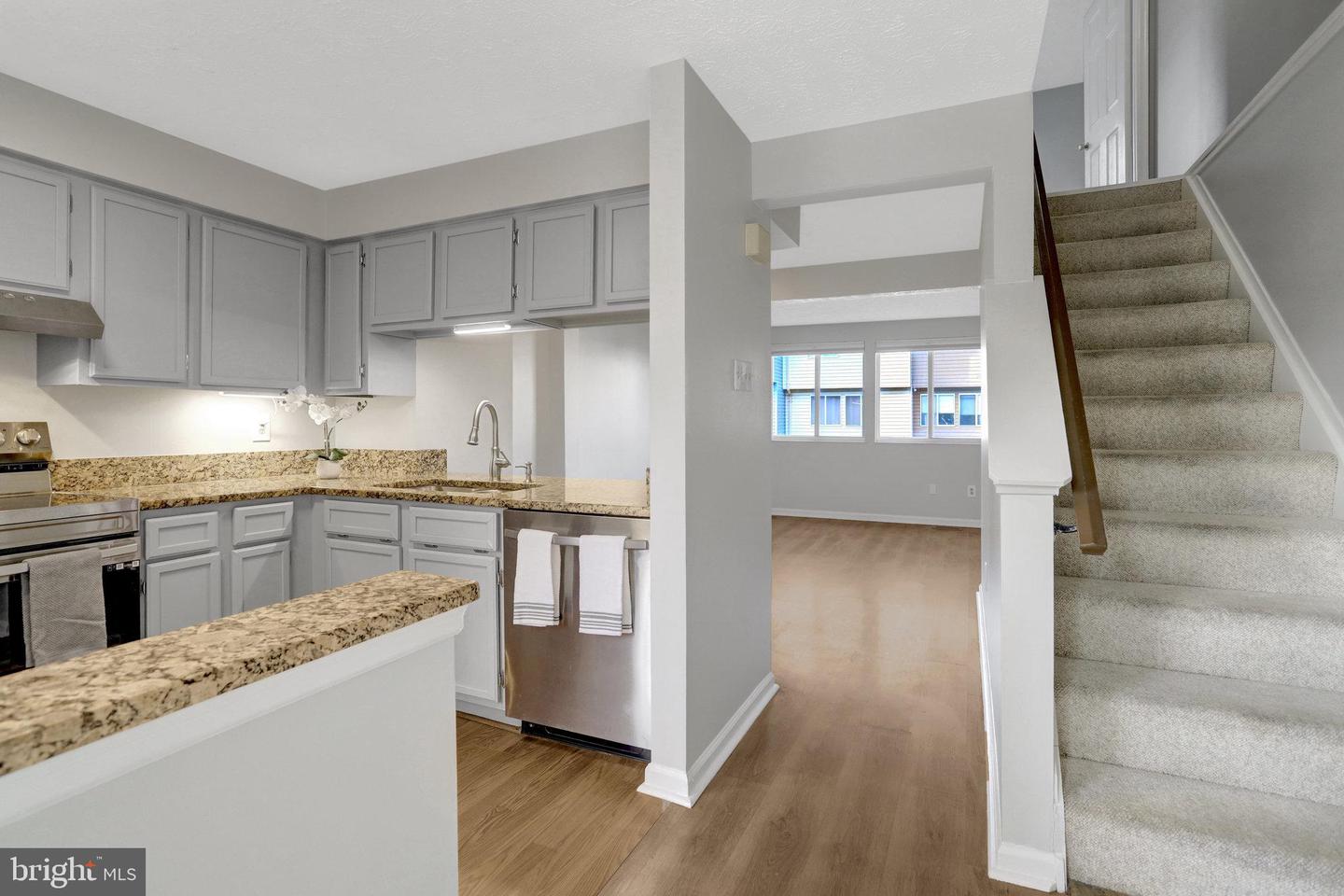 8542 BLUE ROCK LN, LORTON, Virginia 22079, 2 Bedrooms Bedrooms, ,2 BathroomsBathrooms,Residential,For sale,8542 BLUE ROCK LN,VAFX2275454 MLS # VAFX2275454