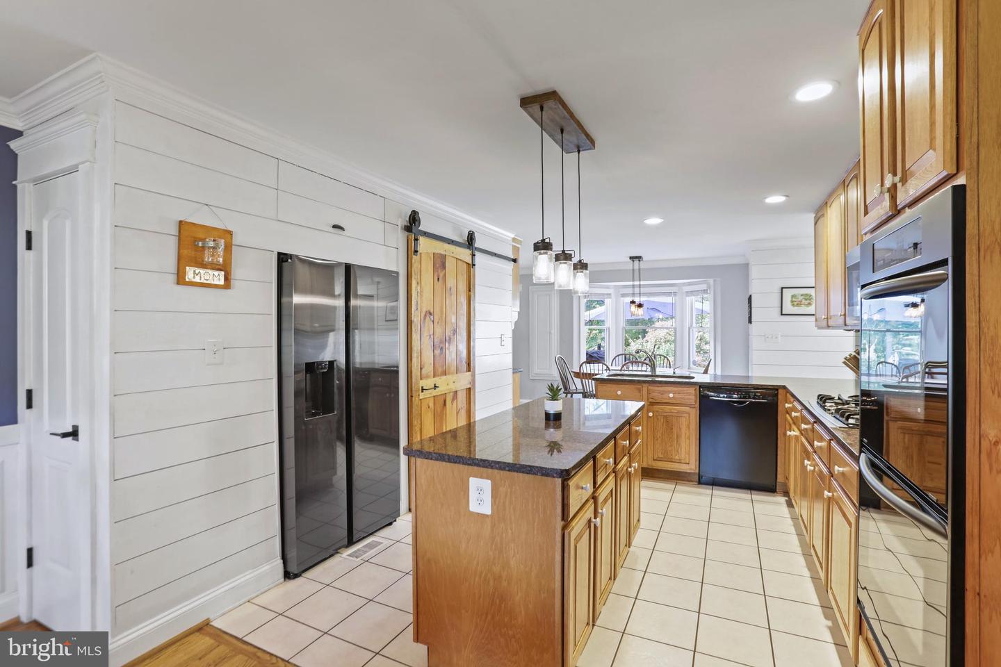 11102 FAIRFAX STATION RD, FAIRFAX STATION, Virginia 22039, 4 Bedrooms Bedrooms, ,3 BathroomsBathrooms,Residential,For sale,11102 FAIRFAX STATION RD,VAFX2275178 MLS # VAFX2275178