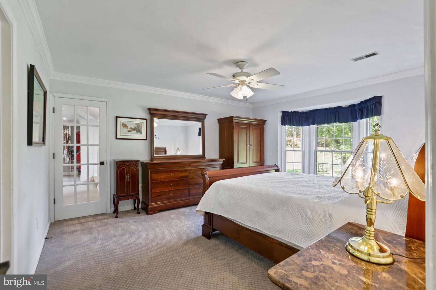 11102 FAIRFAX STATION RD, FAIRFAX STATION, Virginia 22039, 4 Bedrooms Bedrooms, ,3 BathroomsBathrooms,Residential,For sale,11102 FAIRFAX STATION RD,VAFX2275178 MLS # VAFX2275178