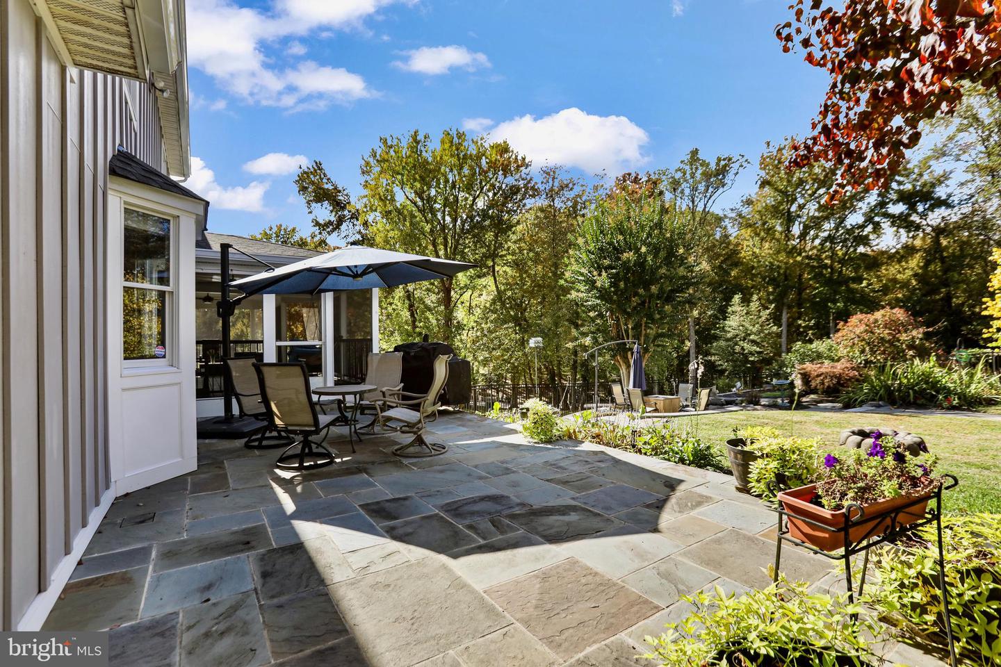 11102 FAIRFAX STATION RD, FAIRFAX STATION, Virginia 22039, 4 Bedrooms Bedrooms, ,3 BathroomsBathrooms,Residential,For sale,11102 FAIRFAX STATION RD,VAFX2275178 MLS # VAFX2275178