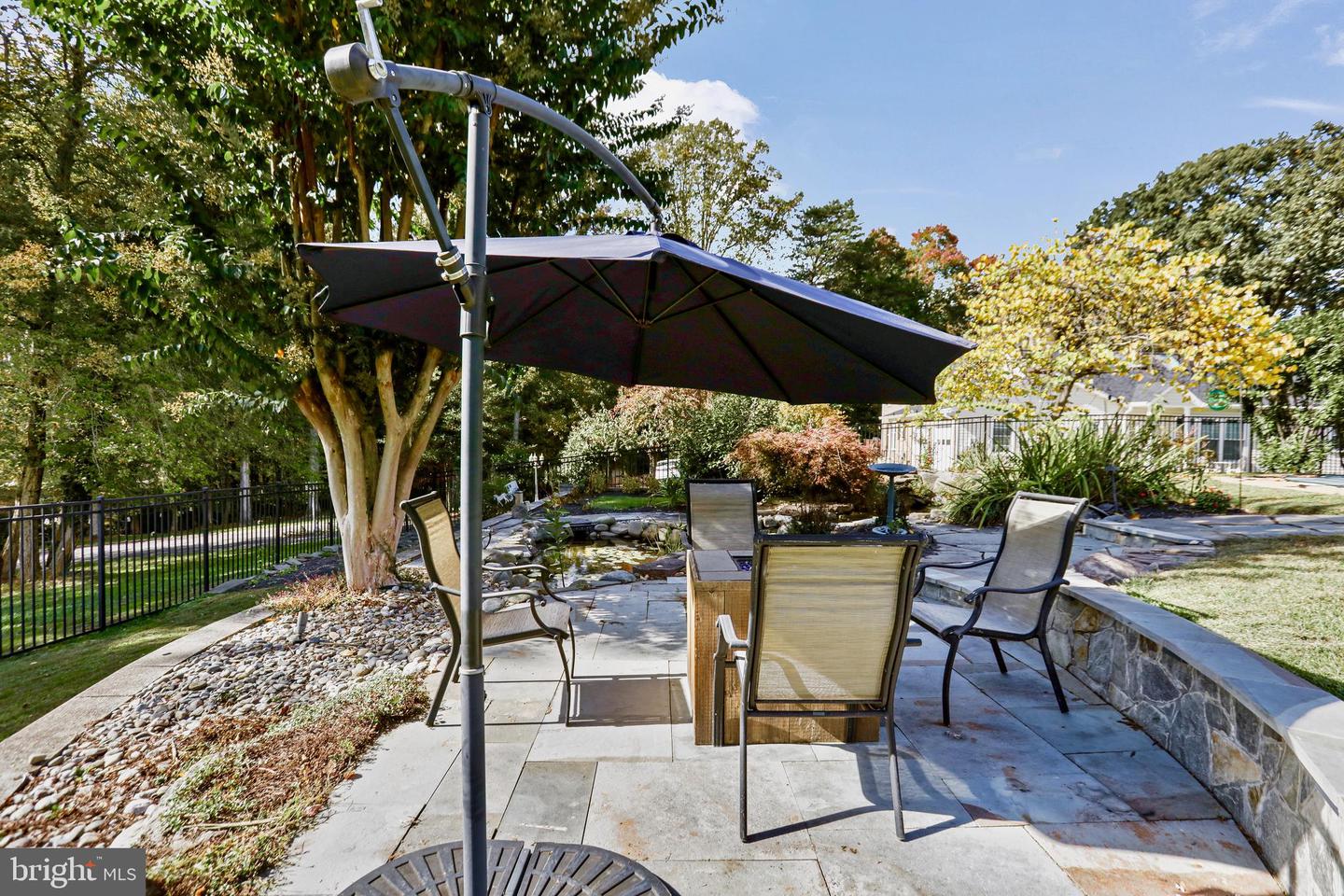 11102 FAIRFAX STATION RD, FAIRFAX STATION, Virginia 22039, 4 Bedrooms Bedrooms, ,3 BathroomsBathrooms,Residential,For sale,11102 FAIRFAX STATION RD,VAFX2275178 MLS # VAFX2275178