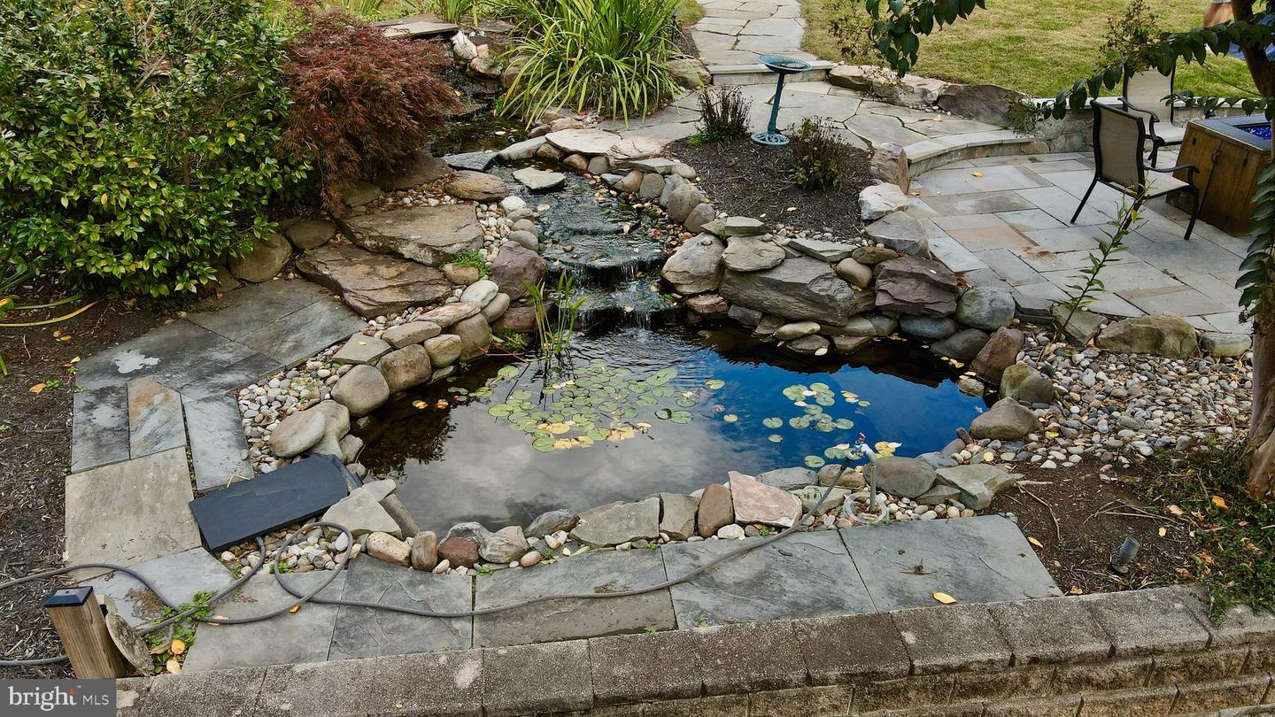 11102 FAIRFAX STATION RD, FAIRFAX STATION, Virginia 22039, 4 Bedrooms Bedrooms, ,3 BathroomsBathrooms,Residential,For sale,11102 FAIRFAX STATION RD,VAFX2275178 MLS # VAFX2275178