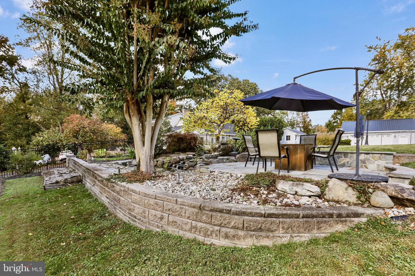 11102 FAIRFAX STATION RD, FAIRFAX STATION, Virginia 22039, 4 Bedrooms Bedrooms, ,3 BathroomsBathrooms,Residential,For sale,11102 FAIRFAX STATION RD,VAFX2275178 MLS # VAFX2275178