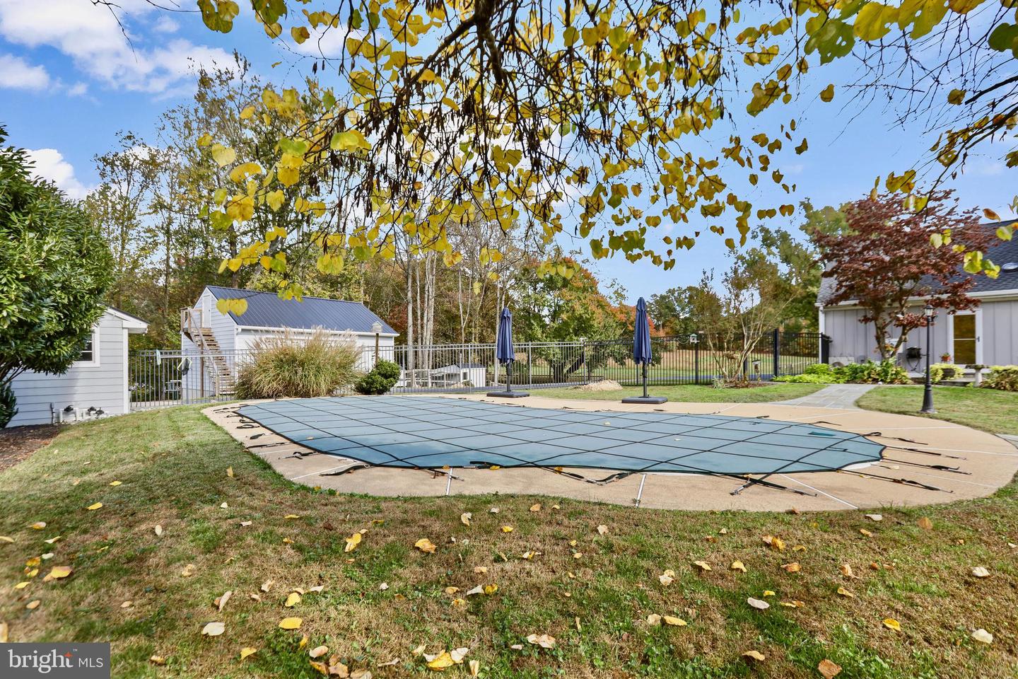 11102 FAIRFAX STATION RD, FAIRFAX STATION, Virginia 22039, 4 Bedrooms Bedrooms, ,3 BathroomsBathrooms,Residential,For sale,11102 FAIRFAX STATION RD,VAFX2275178 MLS # VAFX2275178