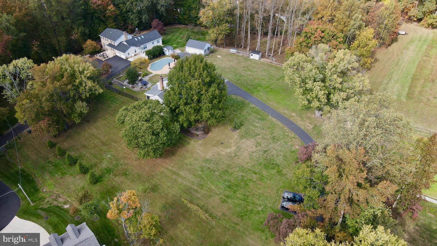 11102 FAIRFAX STATION RD, FAIRFAX STATION, Virginia 22039, 4 Bedrooms Bedrooms, ,3 BathroomsBathrooms,Residential,For sale,11102 FAIRFAX STATION RD,VAFX2275178 MLS # VAFX2275178