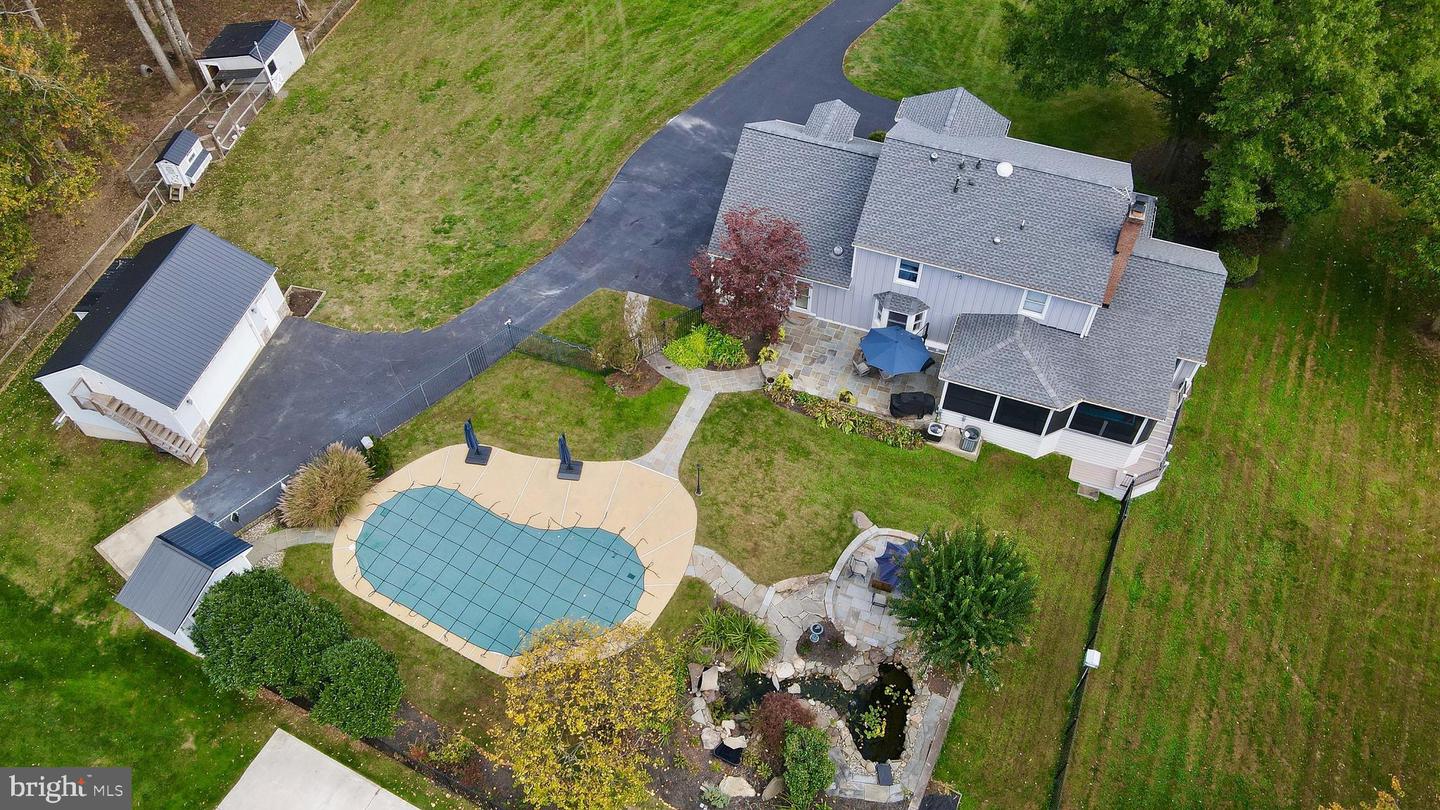 11102 FAIRFAX STATION RD, FAIRFAX STATION, Virginia 22039, 4 Bedrooms Bedrooms, ,3 BathroomsBathrooms,Residential,For sale,11102 FAIRFAX STATION RD,VAFX2275178 MLS # VAFX2275178