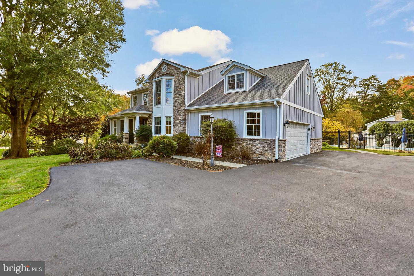 11102 FAIRFAX STATION RD, FAIRFAX STATION, Virginia 22039, 4 Bedrooms Bedrooms, ,3 BathroomsBathrooms,Residential,For sale,11102 FAIRFAX STATION RD,VAFX2275178 MLS # VAFX2275178