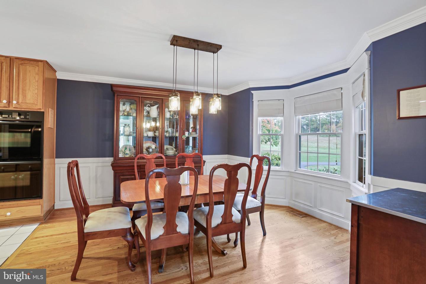 11102 FAIRFAX STATION RD, FAIRFAX STATION, Virginia 22039, 4 Bedrooms Bedrooms, ,3 BathroomsBathrooms,Residential,For sale,11102 FAIRFAX STATION RD,VAFX2275178 MLS # VAFX2275178