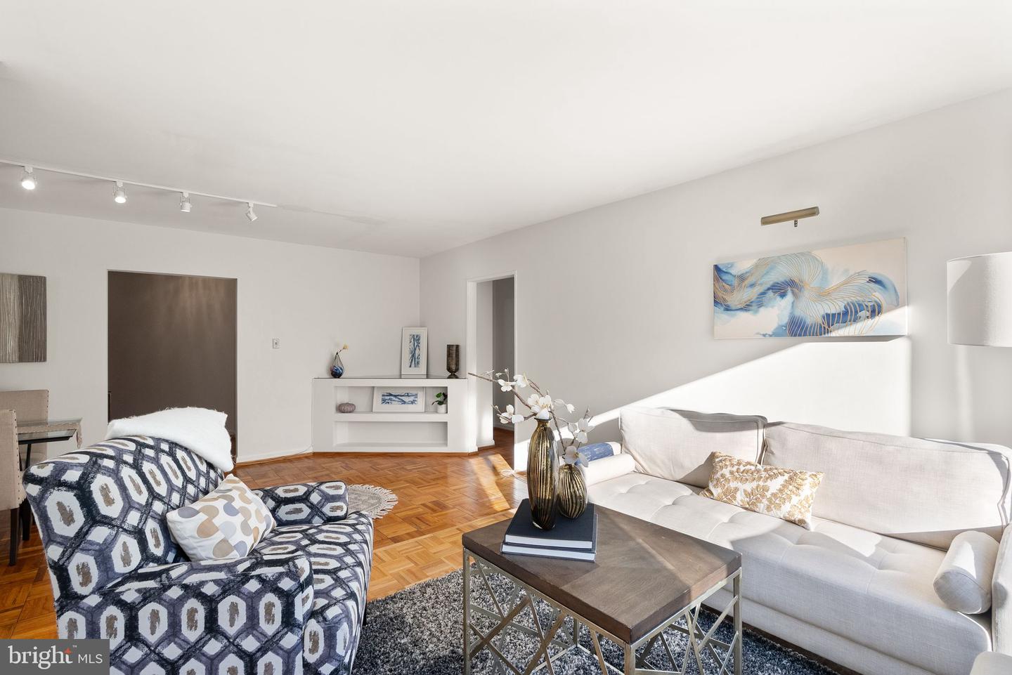 4200 CATHEDRAL AVE NW #812, WASHINGTON, District Of Columbia 20016, 2 Bedrooms Bedrooms, ,2 BathroomsBathrooms,Residential,For sale,4200 CATHEDRAL AVE NW #812,DCDC2228430 MLS # DCDC2228430