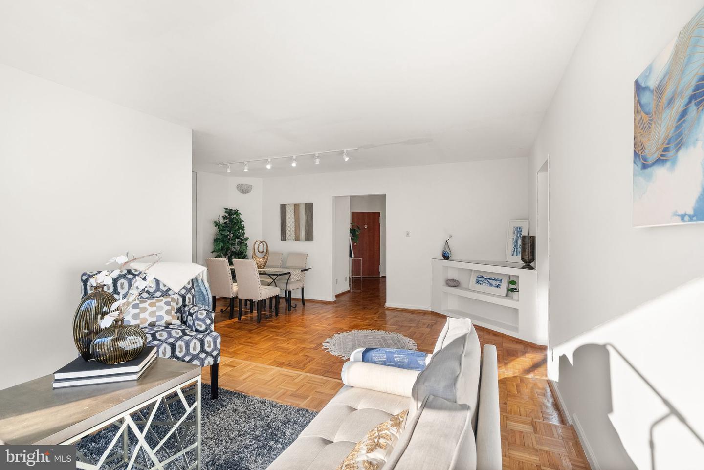 4200 CATHEDRAL AVE NW #812, WASHINGTON, District Of Columbia 20016, 2 Bedrooms Bedrooms, ,2 BathroomsBathrooms,Residential,For sale,4200 CATHEDRAL AVE NW #812,DCDC2228430 MLS # DCDC2228430