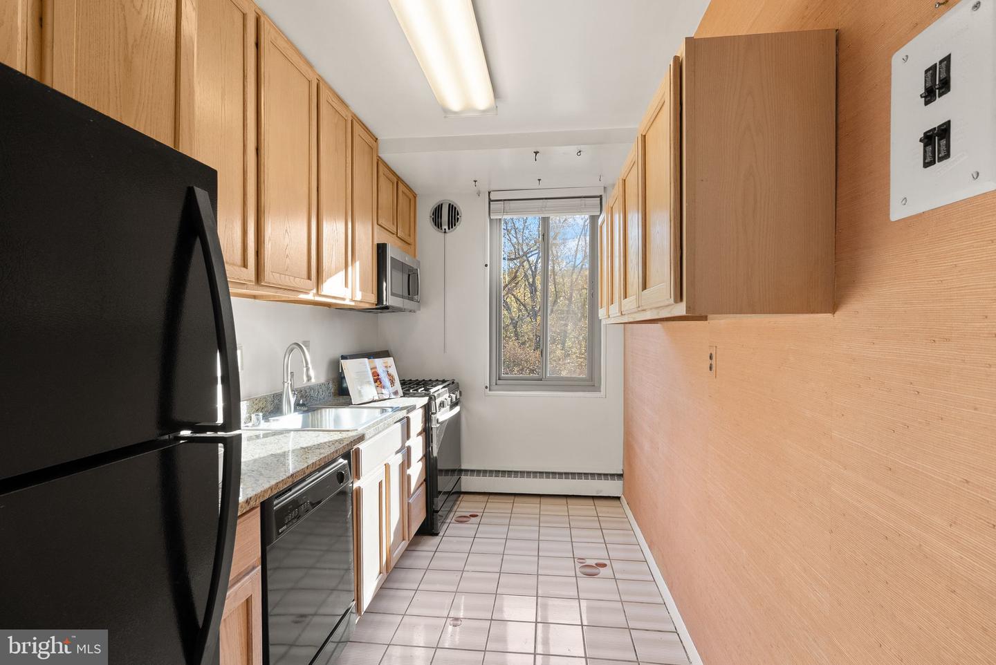 4200 CATHEDRAL AVE NW #812, WASHINGTON, District Of Columbia 20016, 2 Bedrooms Bedrooms, ,2 BathroomsBathrooms,Residential,For sale,4200 CATHEDRAL AVE NW #812,DCDC2228430 MLS # DCDC2228430