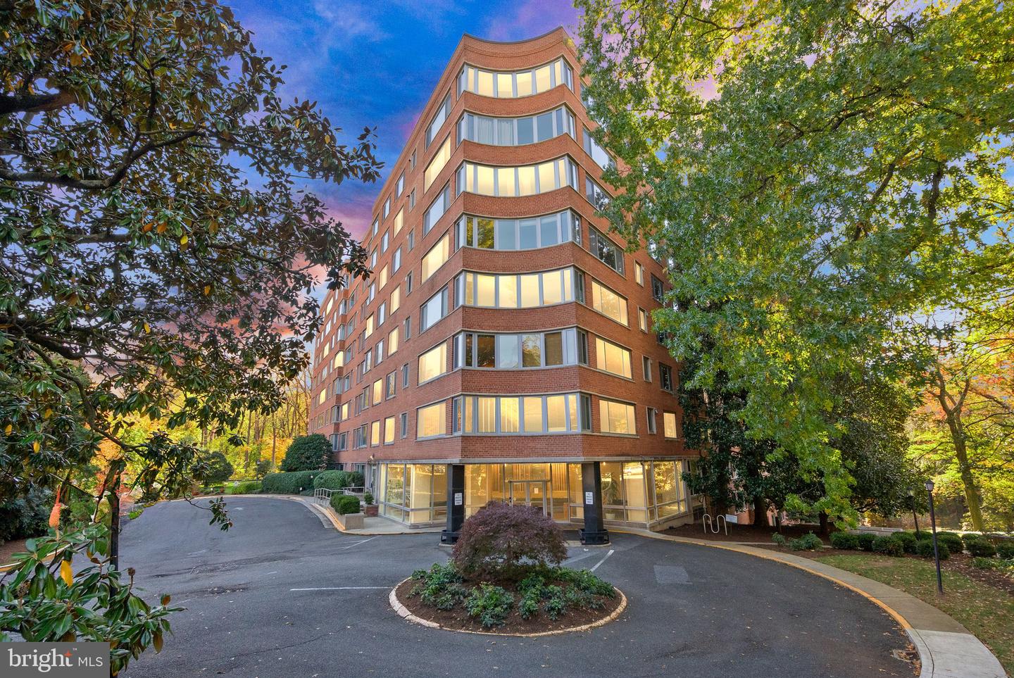 4200 CATHEDRAL AVE NW #812, WASHINGTON, District Of Columbia 20016, 2 Bedrooms Bedrooms, ,2 BathroomsBathrooms,Residential,For sale,4200 CATHEDRAL AVE NW #812,DCDC2228430 MLS # DCDC2228430