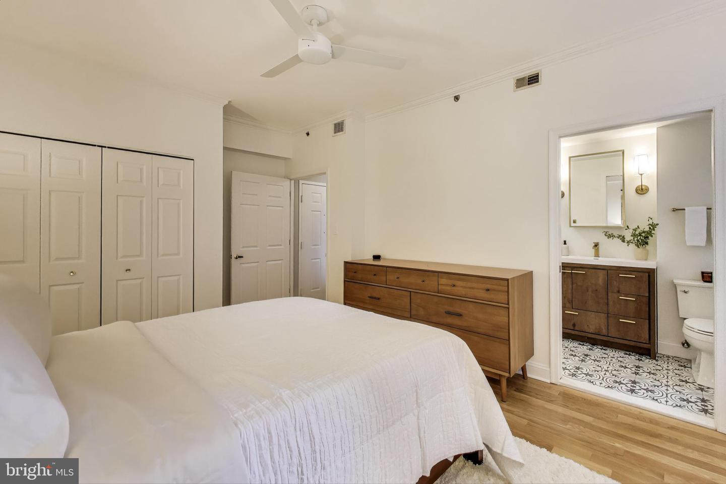 1621 T ST NW #601, WASHINGTON, District Of Columbia 20009, 2 Bedrooms Bedrooms, ,2 BathroomsBathrooms,Residential,For sale,1621 T ST NW #601,DCDC2228462 MLS # DCDC2228462 1621 T ST NW #601, WASHINGTON, District Of Columbia 20009, 2 Bedrooms Bedrooms, ,2 BathroomsBathrooms,Residential,For sale,1621 T ST NW #601,DCDC2228462 MLS # DCDC2228462
