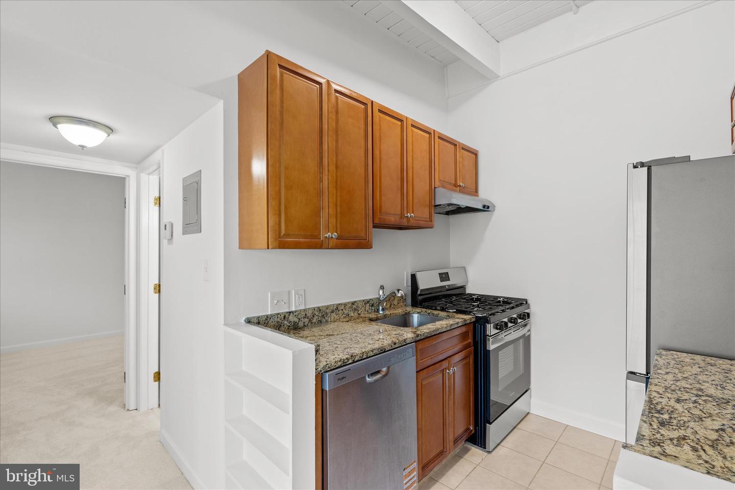 4317 AMERICANA DR #203, ANNANDALE, Virginia 22003, 2 Bedrooms Bedrooms, ,1 BathroomBathrooms,Residential,For sale,4317 AMERICANA DR #203,VAFX2276108 MLS # VAFX2276108 4317 AMERICANA DR #203, ANNANDALE, Virginia 22003, 2 Bedrooms Bedrooms, ,1 BathroomBathrooms,Residential,For sale,4317 AMERICANA DR #203,VAFX2276108 MLS # VAFX2276108