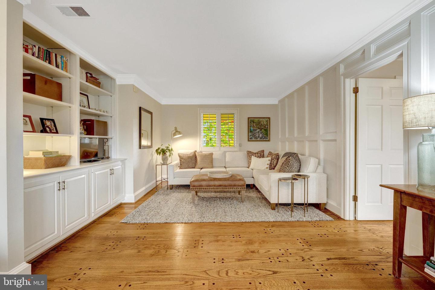 19328 LINCOLN RD, PURCELLVILLE, Virginia 20132, 5 Bedrooms Bedrooms, ,3 BathroomsBathrooms,Residential,For sale,19328 LINCOLN RD,VALO2109790 MLS # VALO2109790