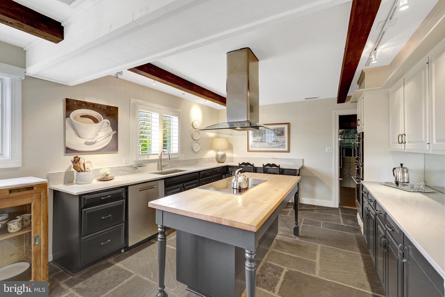 19328 LINCOLN RD, PURCELLVILLE, Virginia 20132, 5 Bedrooms Bedrooms, ,3 BathroomsBathrooms,Residential,For sale,19328 LINCOLN RD,VALO2109790 MLS # VALO2109790