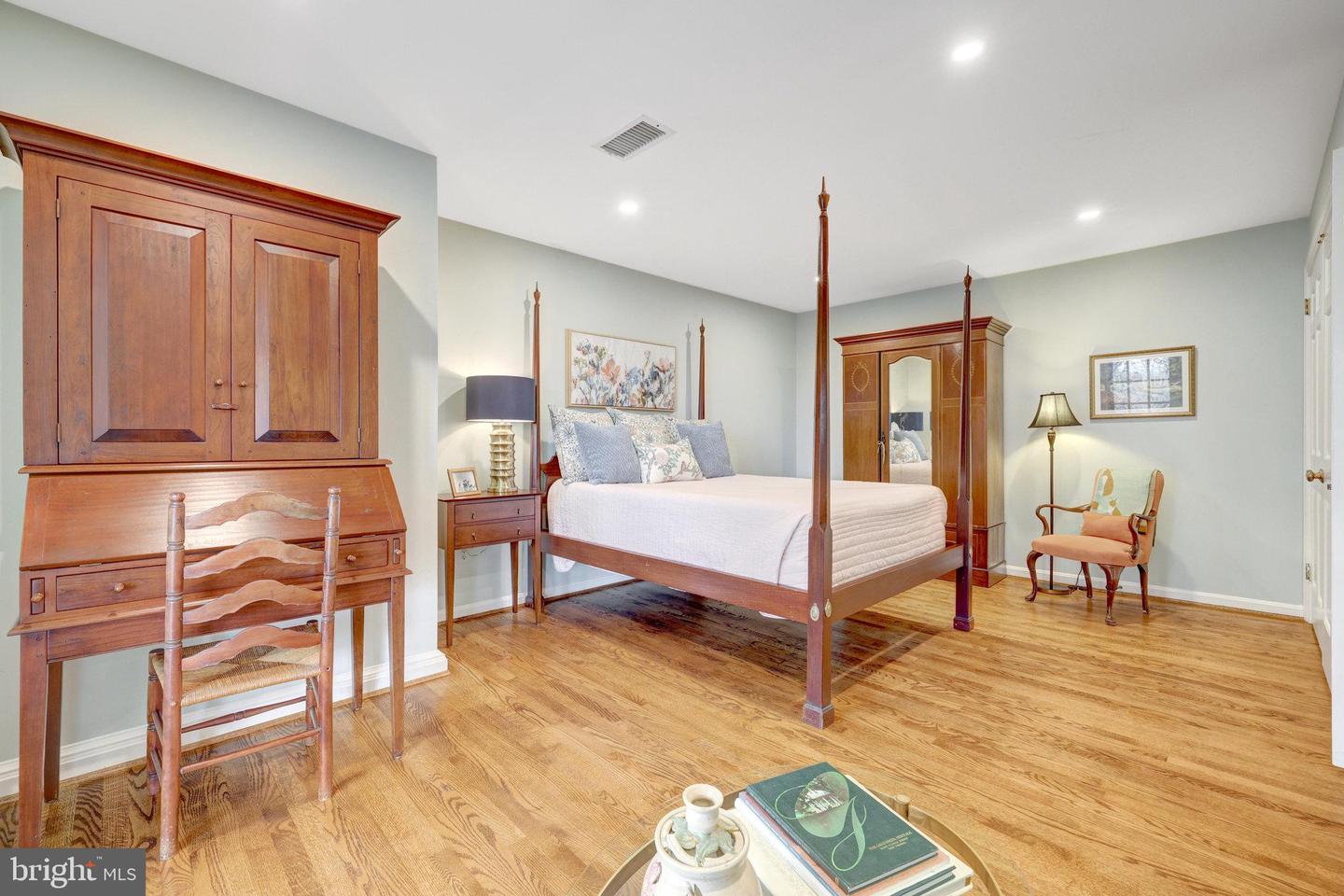 19328 LINCOLN RD, PURCELLVILLE, Virginia 20132, 5 Bedrooms Bedrooms, ,3 BathroomsBathrooms,Residential,For sale,19328 LINCOLN RD,VALO2109790 MLS # VALO2109790