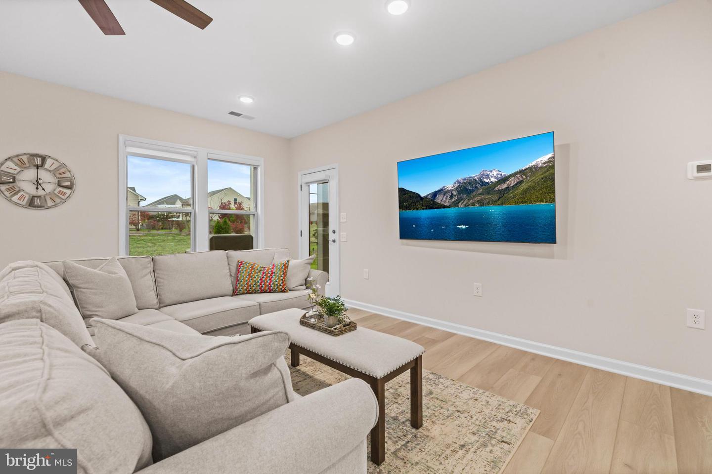 6266 ZINNIA LN, HAYMARKET, Virginia 20169, 3 Bedrooms Bedrooms, ,3 BathroomsBathrooms,Residential,For sale,6266 ZINNIA LN,VAPW2106844 MLS # VAPW2106844