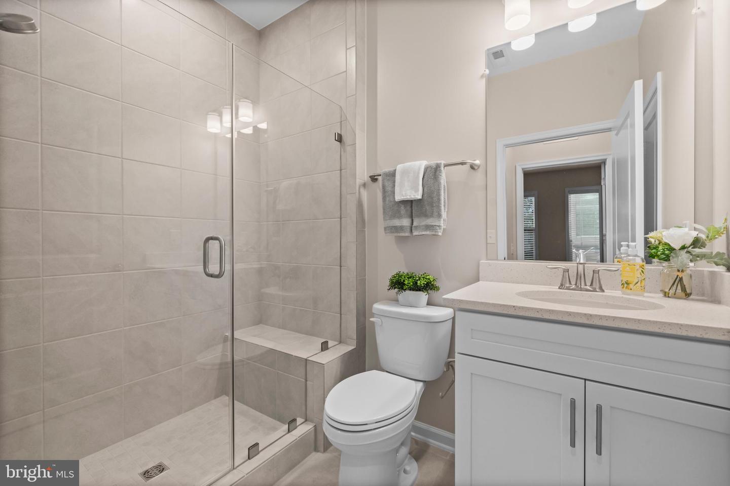 6266 ZINNIA LN, HAYMARKET, Virginia 20169, 3 Bedrooms Bedrooms, ,3 BathroomsBathrooms,Residential,For sale,6266 ZINNIA LN,VAPW2106844 MLS # VAPW2106844