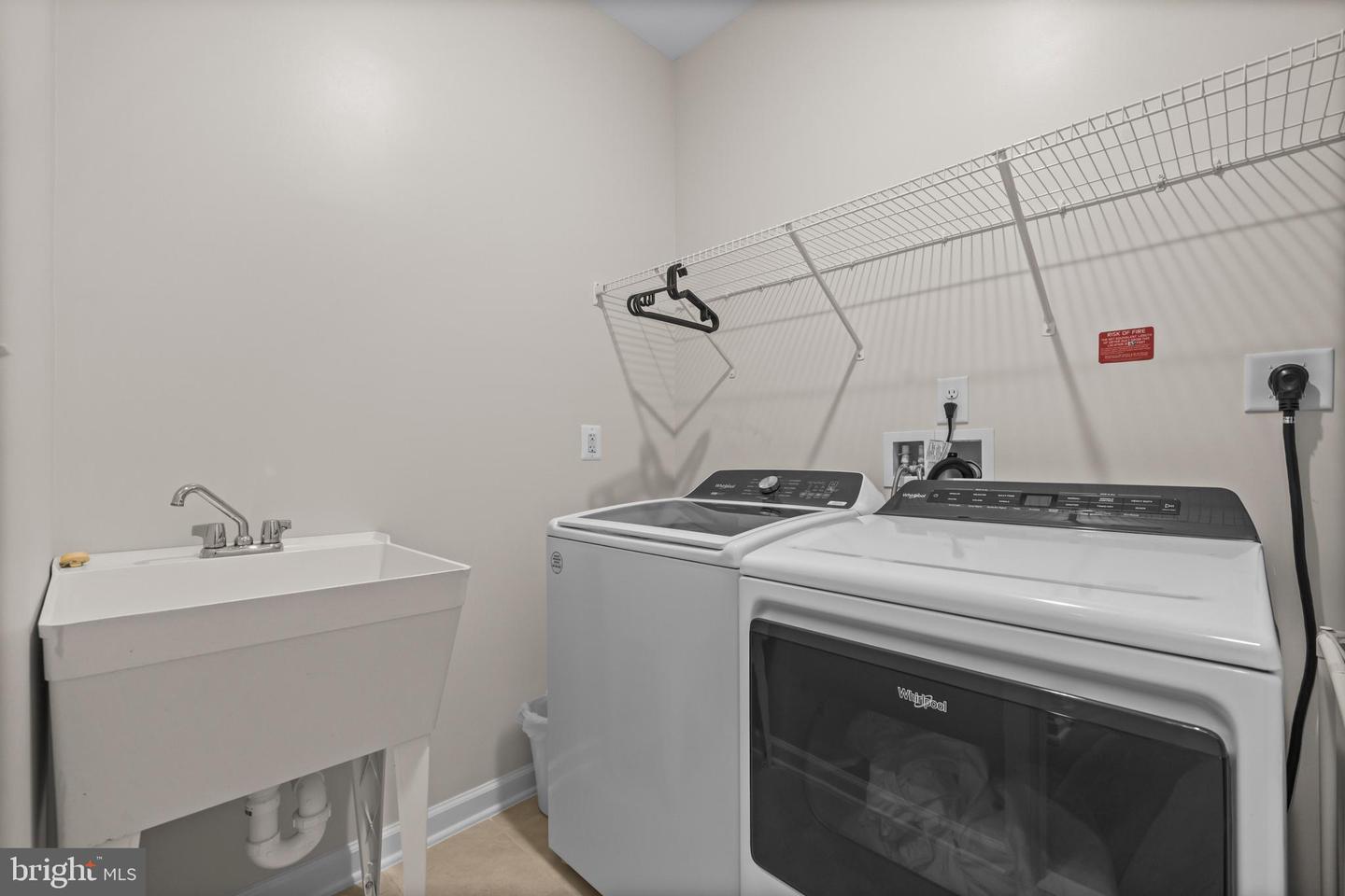 6266 ZINNIA LN, HAYMARKET, Virginia 20169, 3 Bedrooms Bedrooms, ,3 BathroomsBathrooms,Residential,For sale,6266 ZINNIA LN,VAPW2106844 MLS # VAPW2106844