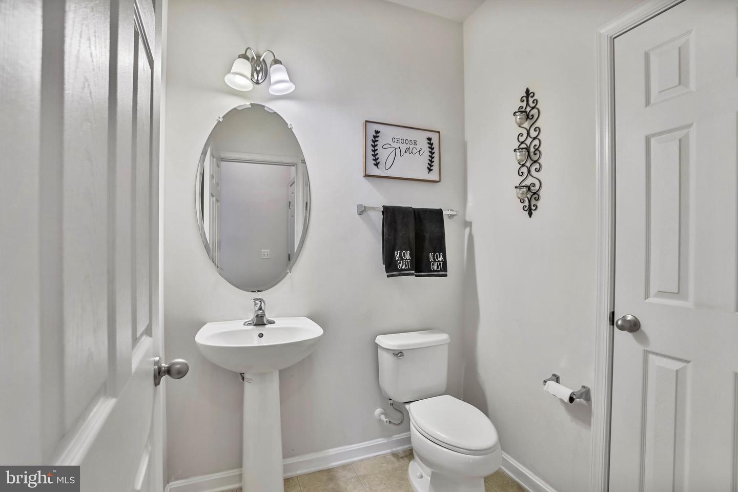 9433 STONEWALL RD, MANASSAS, Virginia 20110, 3 Bedrooms Bedrooms, ,2 BathroomsBathrooms,Residential,For sale,9433 STONEWALL RD,VAMN2009590 MLS # VAMN2009590