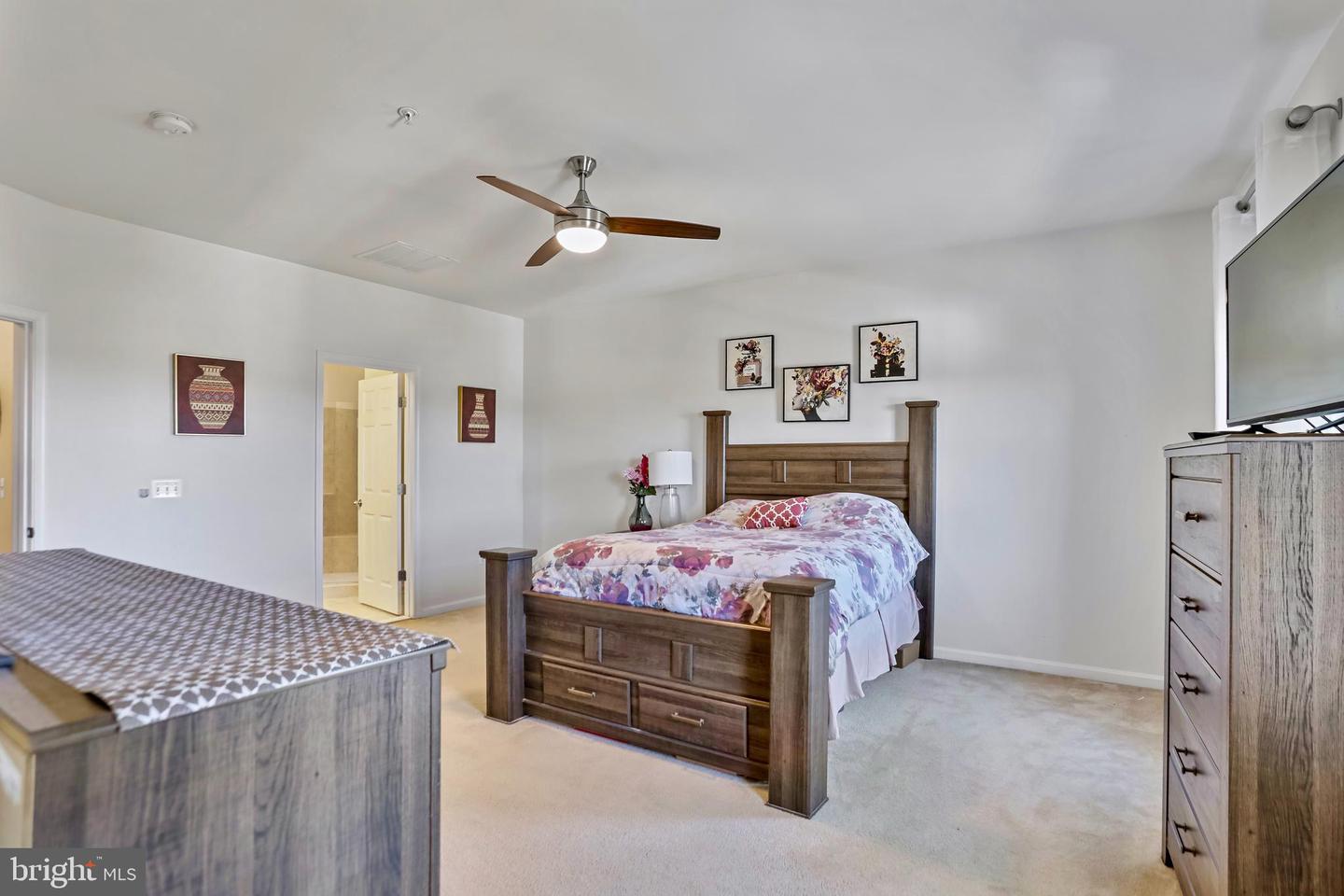 9433 STONEWALL RD, MANASSAS, Virginia 20110, 3 Bedrooms Bedrooms, ,2 BathroomsBathrooms,Residential,For sale,9433 STONEWALL RD,VAMN2009590 MLS # VAMN2009590