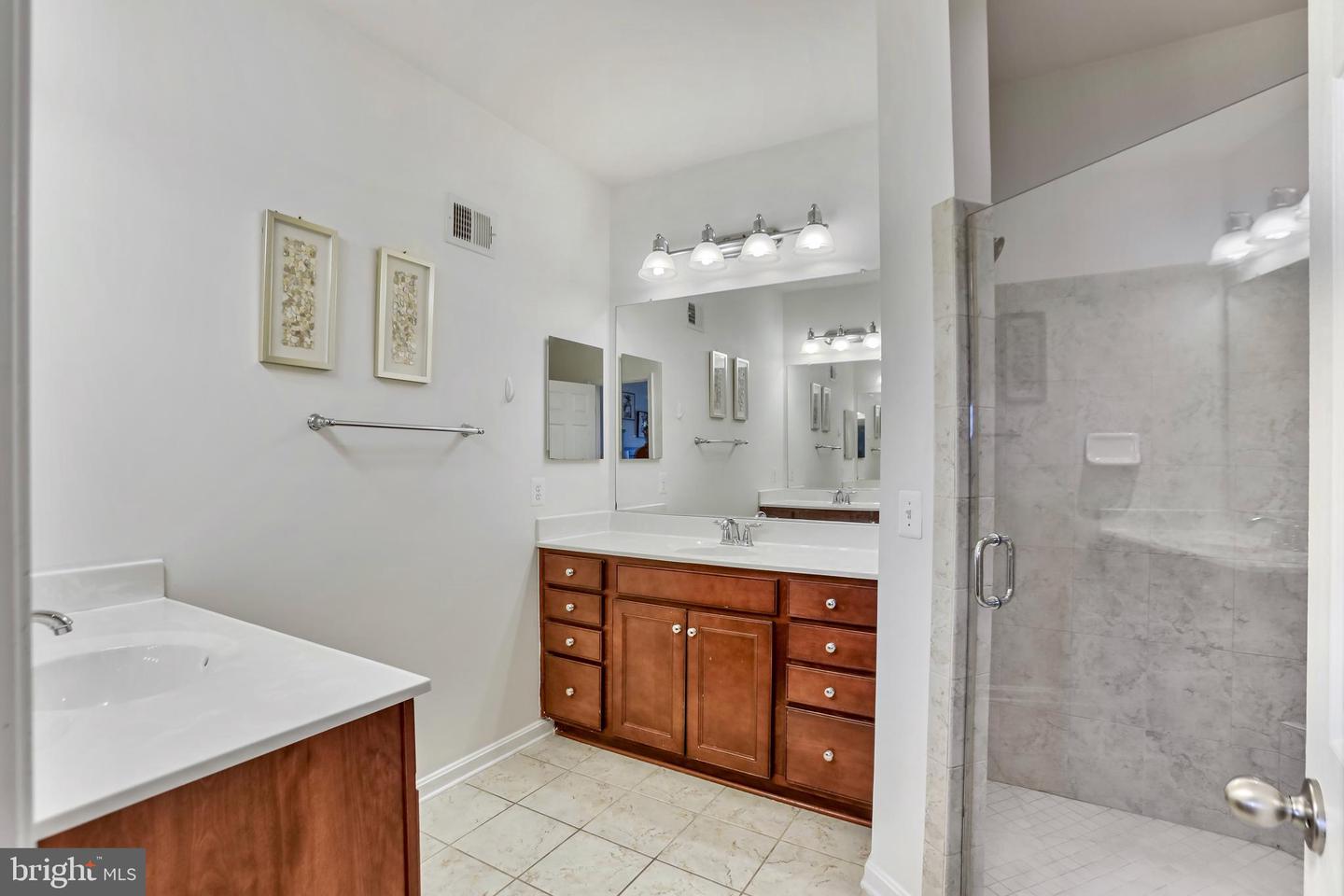 9433 STONEWALL RD, MANASSAS, Virginia 20110, 3 Bedrooms Bedrooms, ,2 BathroomsBathrooms,Residential,For sale,9433 STONEWALL RD,VAMN2009590 MLS # VAMN2009590