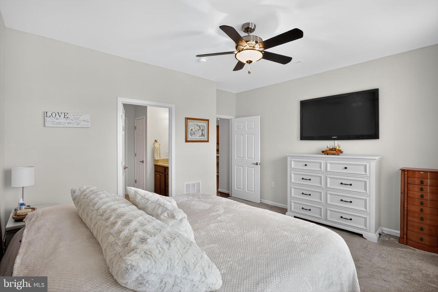 130 LONG POINT DR, FREDERICKSBURG, Virginia 22406, 3 Bedrooms Bedrooms, ,3 BathroomsBathrooms,Residential,For sale,130 LONG POINT DR,VAST2043878 MLS # VAST2043878