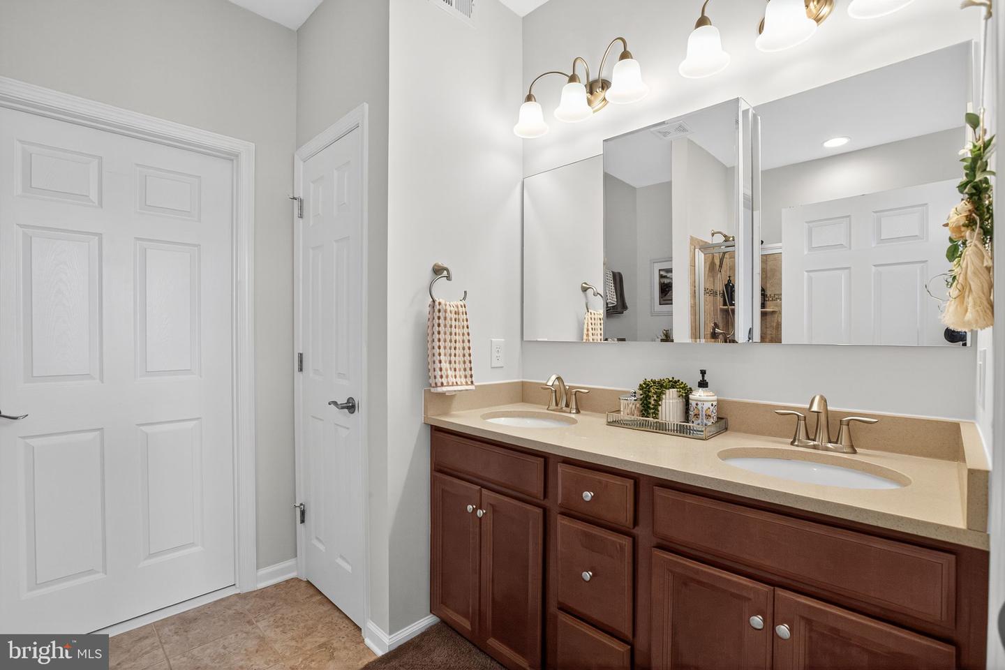 130 LONG POINT DR, FREDERICKSBURG, Virginia 22406, 3 Bedrooms Bedrooms, ,3 BathroomsBathrooms,Residential,For sale,130 LONG POINT DR,VAST2043878 MLS # VAST2043878