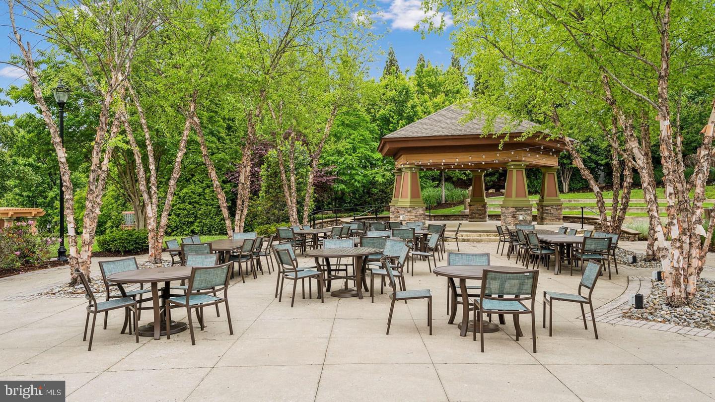 130 LONG POINT DR, FREDERICKSBURG, Virginia 22406, 3 Bedrooms Bedrooms, ,3 BathroomsBathrooms,Residential,For sale,130 LONG POINT DR,VAST2043878 MLS # VAST2043878