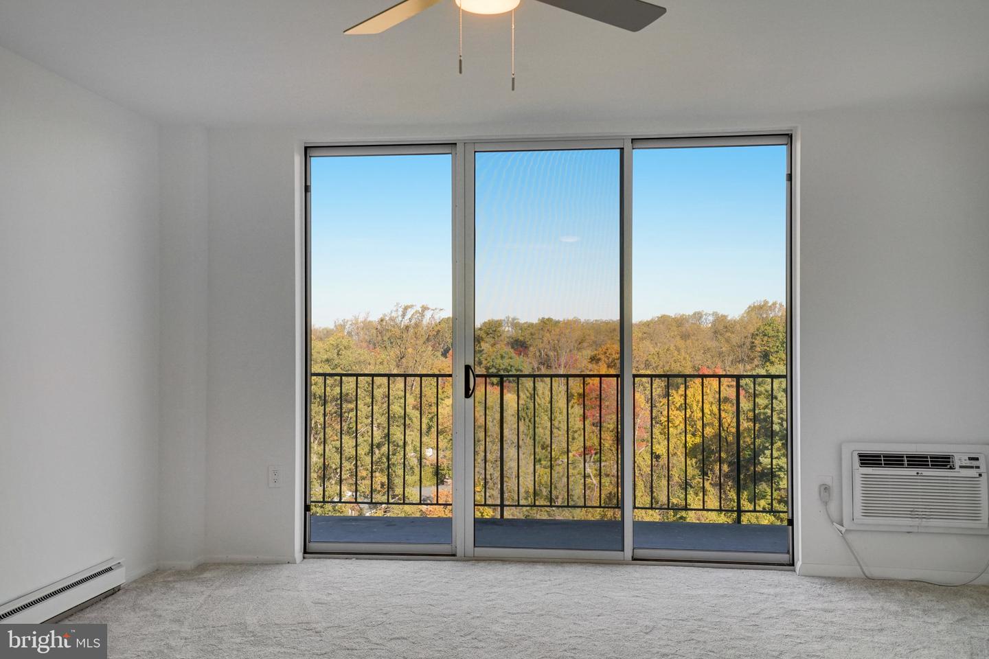 3245 RIO DR #901, FALLS CHURCH, Virginia 22041, 2 Bedrooms Bedrooms, ,2 BathroomsBathrooms,Residential,For sale,3245 RIO DR #901,VAFX2276774 MLS # VAFX2276774