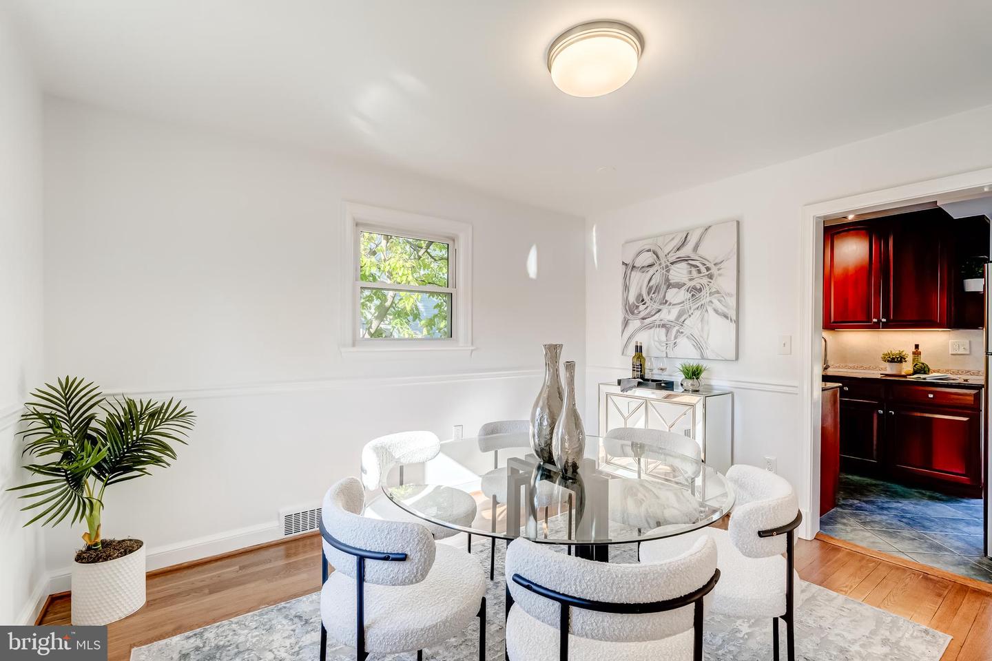 4841 1ST ST S, ARLINGTON, Virginia 22204, 3 Bedrooms Bedrooms, ,2 BathroomsBathrooms,Residential,For sale,4841 1ST ST S,VAAR2065498 MLS # VAAR2065498