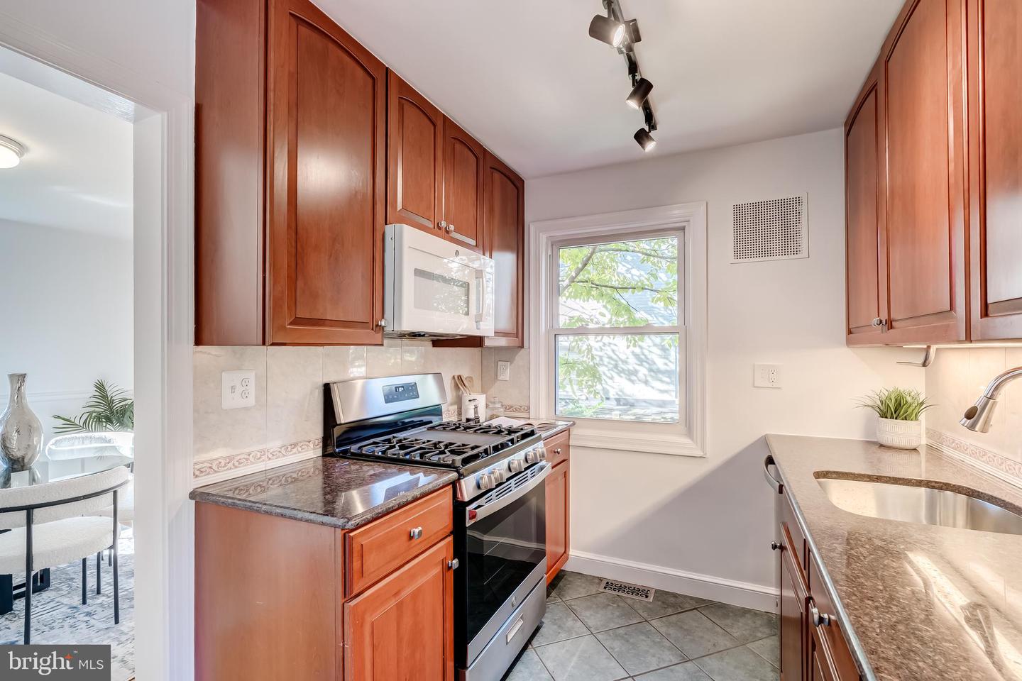 4841 1ST ST S, ARLINGTON, Virginia 22204, 3 Bedrooms Bedrooms, ,2 BathroomsBathrooms,Residential,For sale,4841 1ST ST S,VAAR2065498 MLS # VAAR2065498