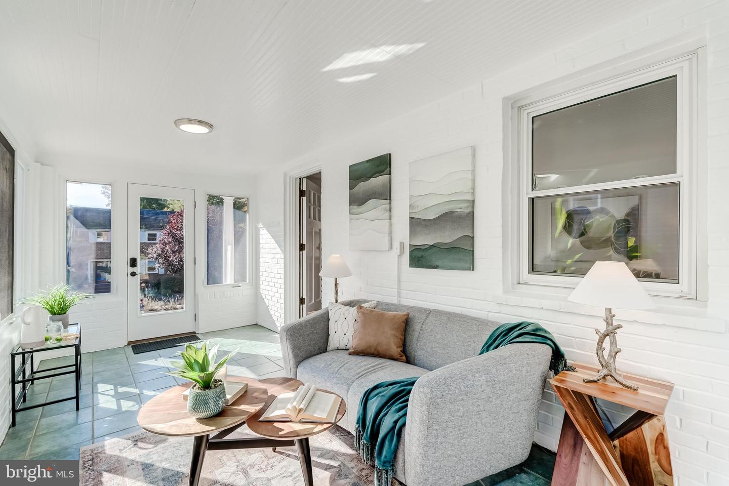 4841 1ST ST S, ARLINGTON, Virginia 22204, 3 Bedrooms Bedrooms, ,2 BathroomsBathrooms,Residential,For sale,4841 1ST ST S,VAAR2065498 MLS # VAAR2065498