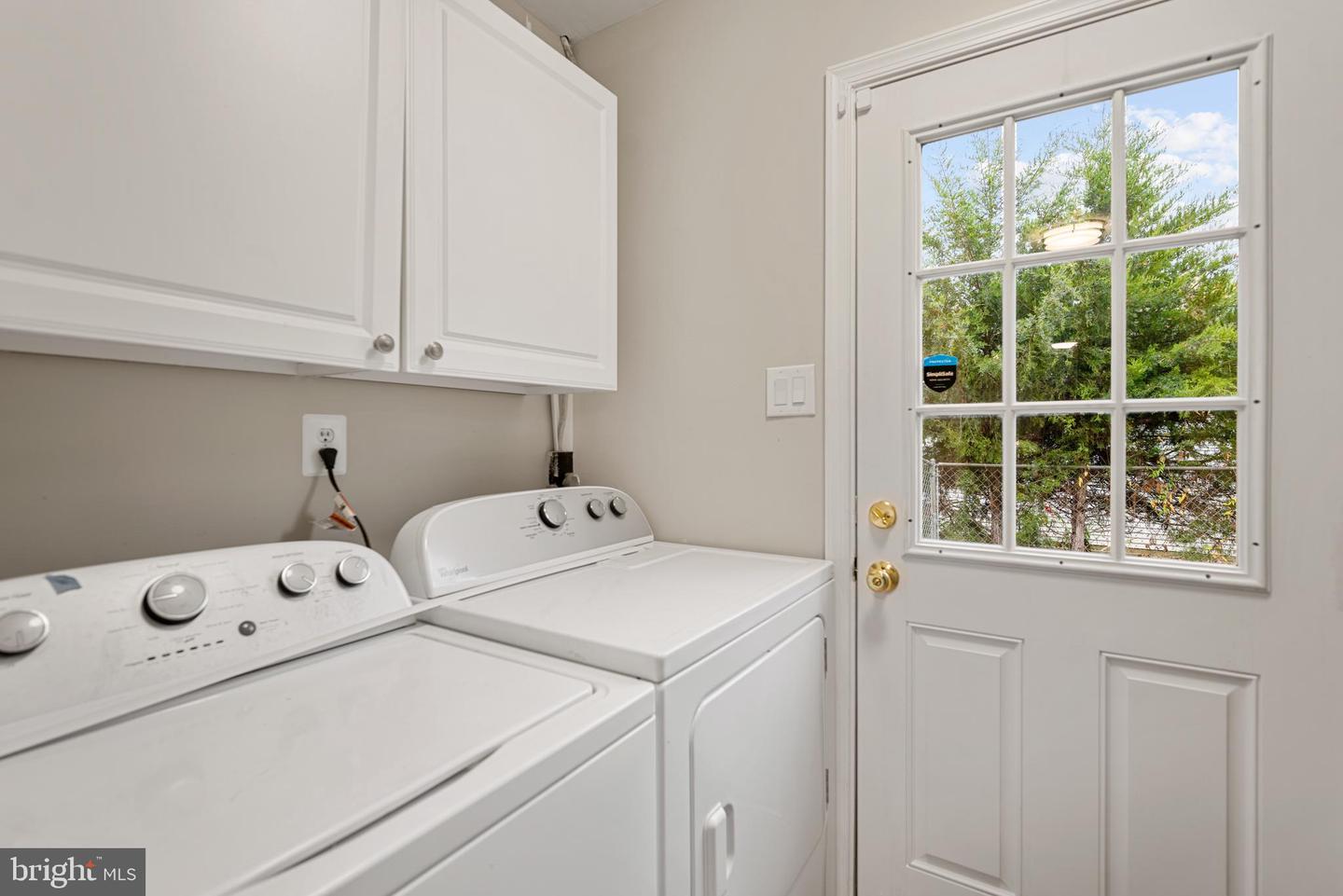 1259 COLUMBIA RD, WOODBRIDGE, Virginia 22191, 3 Bedrooms Bedrooms, ,2 BathroomsBathrooms,Residential,For sale,1259 COLUMBIA RD,VAPW2106920 MLS # VAPW2106920