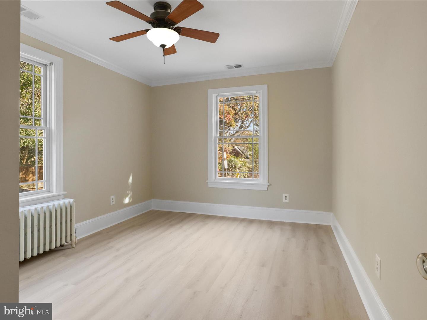 3851 2ND ST N, ARLINGTON, Virginia 22203, 2 Bedrooms Bedrooms, ,1 BathroomBathrooms,Residential,For sale,3851 2ND ST N,VAAR2065516 MLS # VAAR2065516