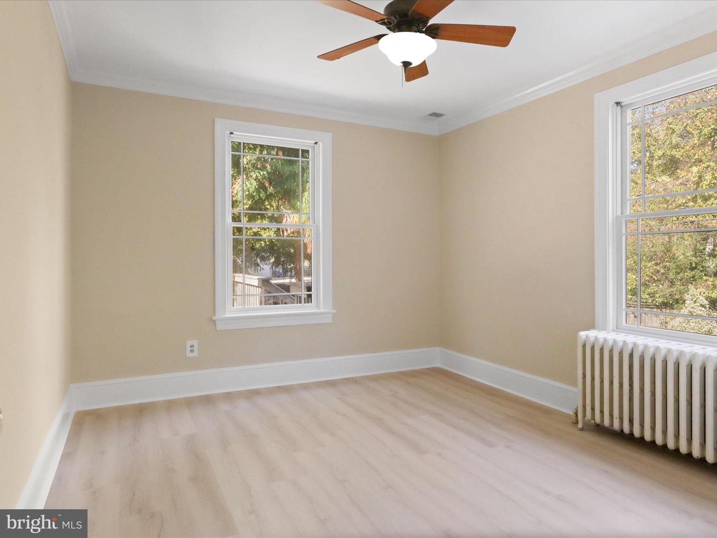 3851 2ND ST N, ARLINGTON, Virginia 22203, 2 Bedrooms Bedrooms, ,1 BathroomBathrooms,Residential,For sale,3851 2ND ST N,VAAR2065516 MLS # VAAR2065516