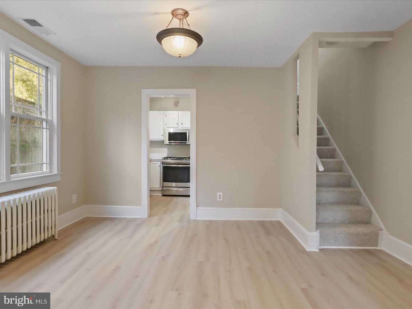 3851 2ND ST N, ARLINGTON, Virginia 22203, 2 Bedrooms Bedrooms, ,1 BathroomBathrooms,Residential,For sale,3851 2ND ST N,VAAR2065516 MLS # VAAR2065516