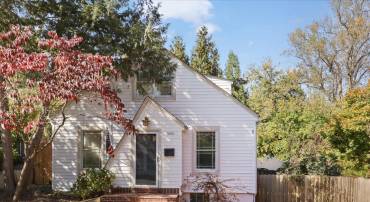 3851 2ND ST N, ARLINGTON, Virginia 22203, 2 Bedrooms Bedrooms, ,1 BathroomBathrooms,Residential,For sale,3851 2ND ST N,VAAR2065516 MLS # VAAR2065516