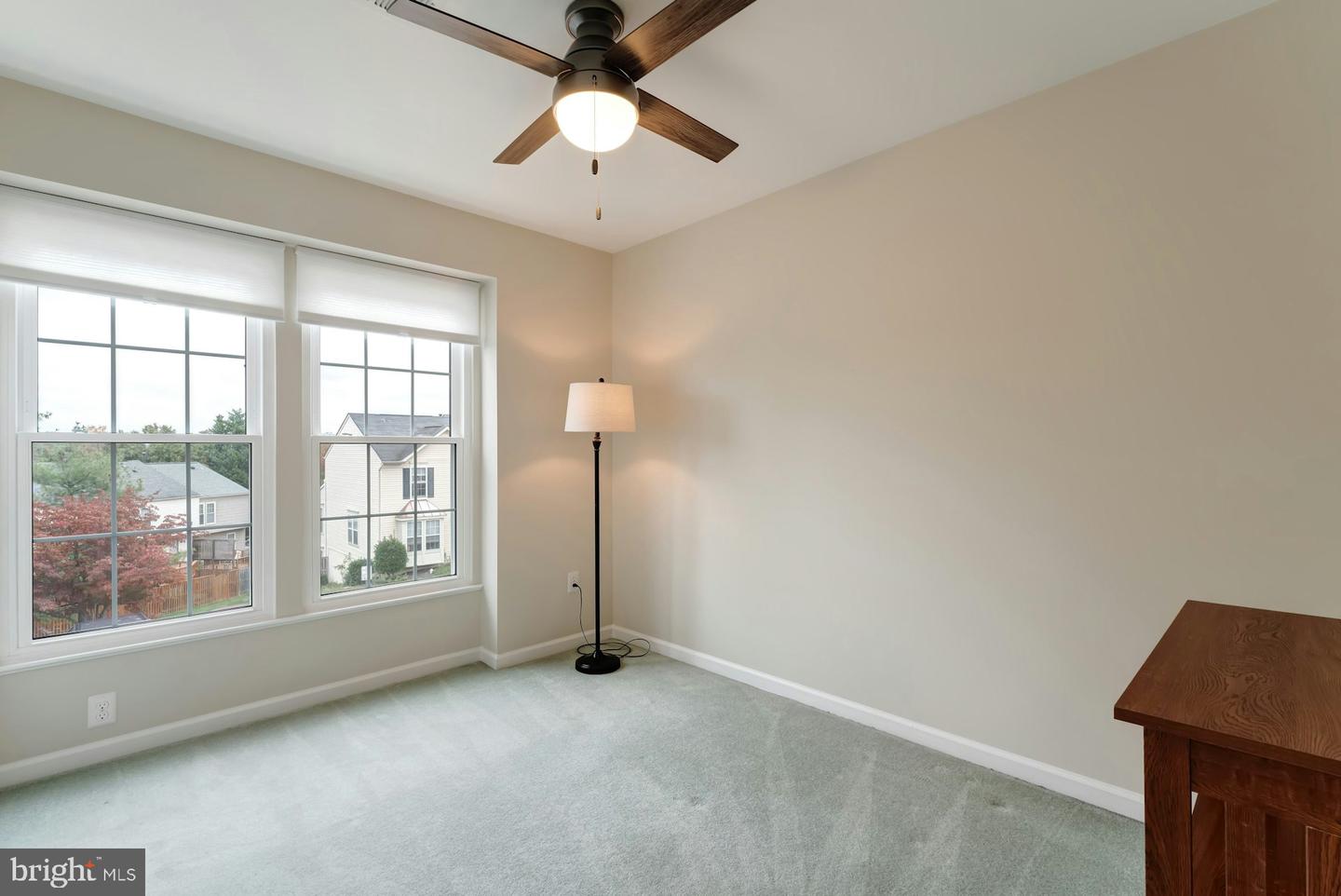 19889 FIELDGRASS SQ, ASHBURN, Virginia 20147, 3 Bedrooms Bedrooms, 9 Rooms Rooms,2 BathroomsBathrooms,Residential,For sale,19889 FIELDGRASS SQ,VALO2110106 MLS # VALO2110106