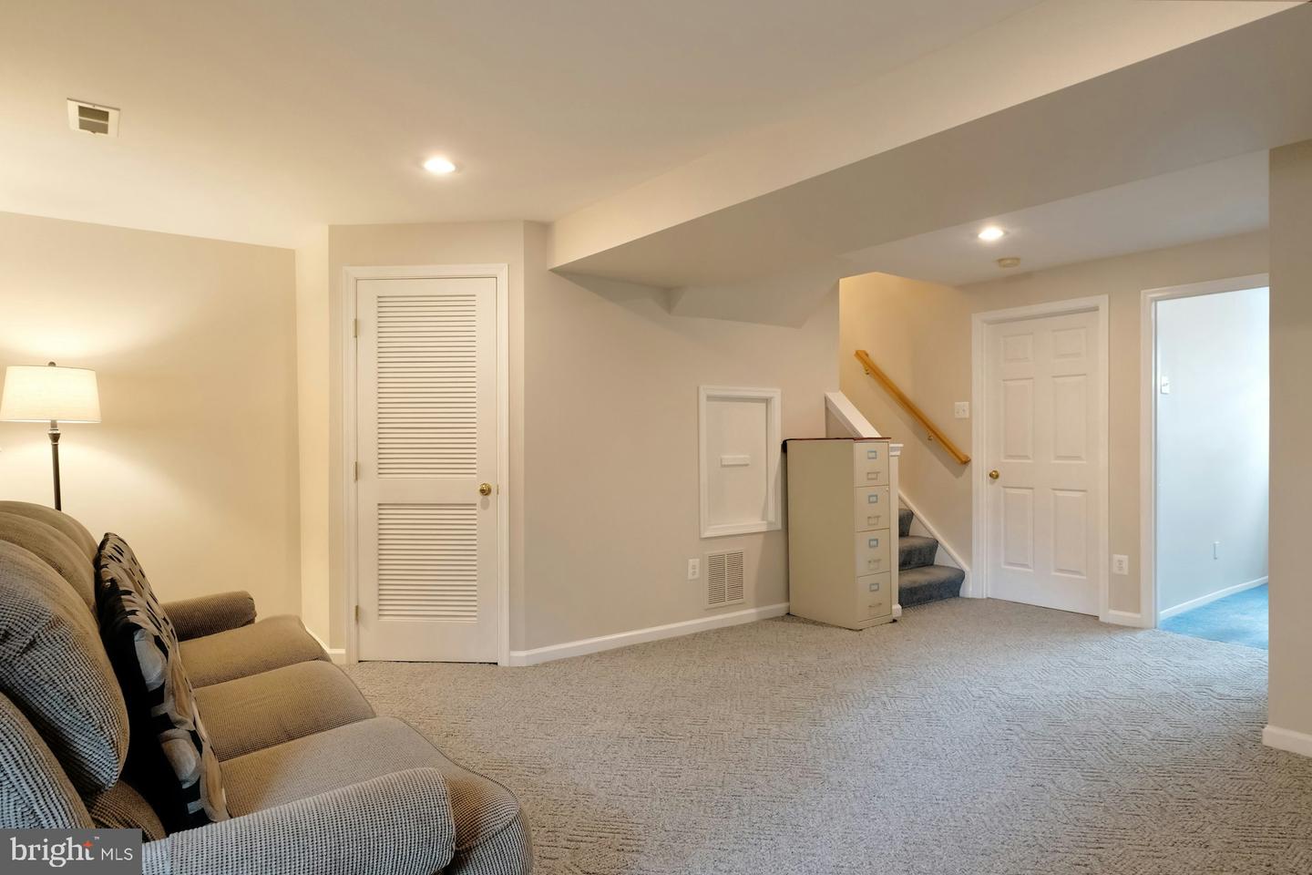 19889 FIELDGRASS SQ, ASHBURN, Virginia 20147, 3 Bedrooms Bedrooms, 9 Rooms Rooms,2 BathroomsBathrooms,Residential,For sale,19889 FIELDGRASS SQ,VALO2110106 MLS # VALO2110106