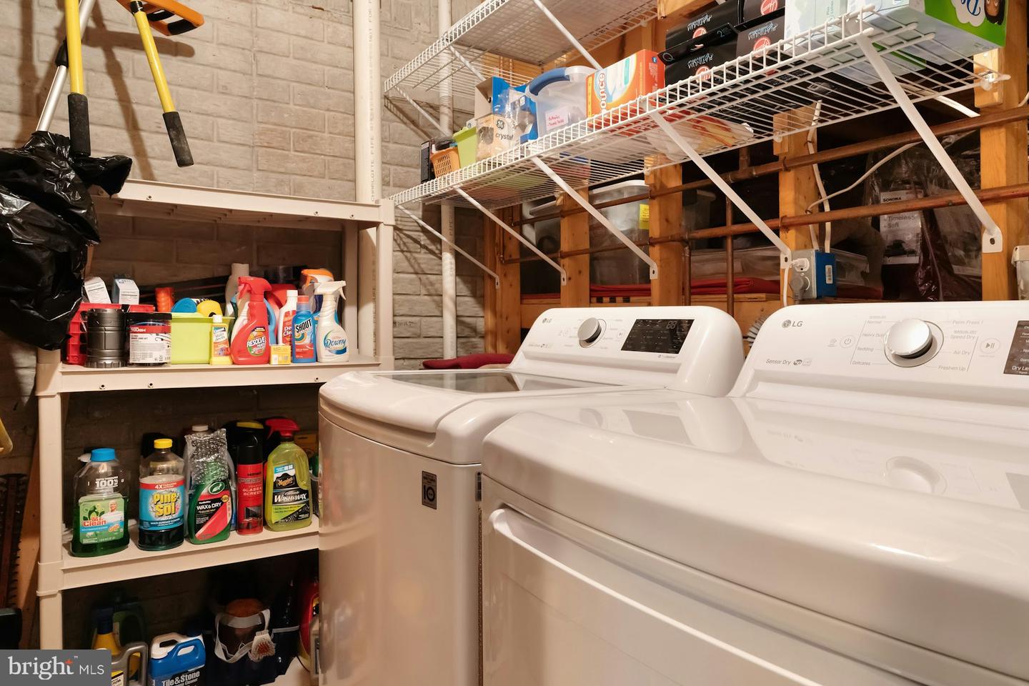 19889 FIELDGRASS SQ, ASHBURN, Virginia 20147, 3 Bedrooms Bedrooms, 9 Rooms Rooms,2 BathroomsBathrooms,Residential,For sale,19889 FIELDGRASS SQ,VALO2110106 MLS # VALO2110106