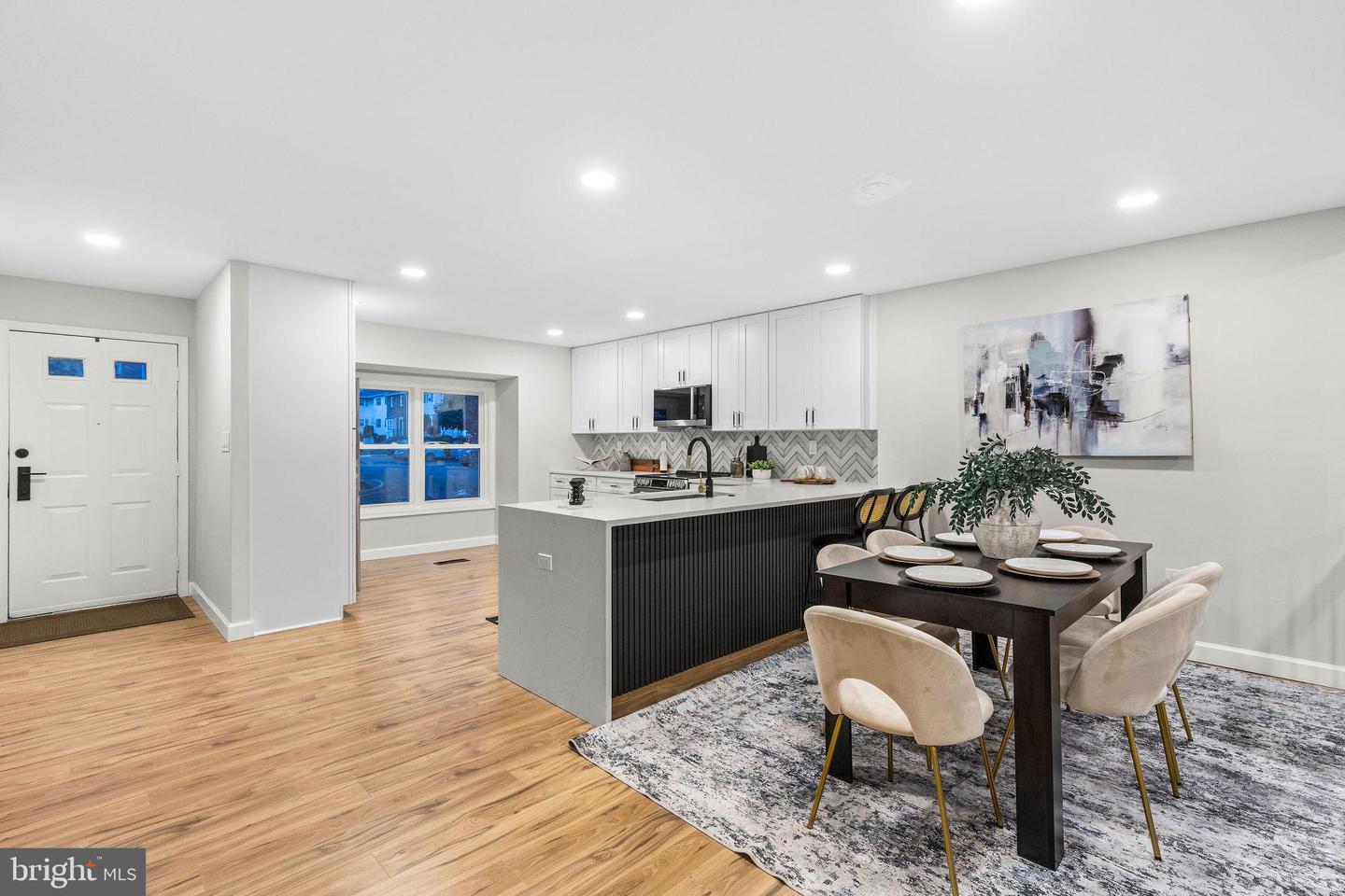 3065 WHITE BIRCH CT, FAIRFAX, Virginia 22031, 4 Bedrooms Bedrooms, ,3 BathroomsBathrooms,Residential,For sale,3065 WHITE BIRCH CT,VAFX2277078 MLS # VAFX2277078